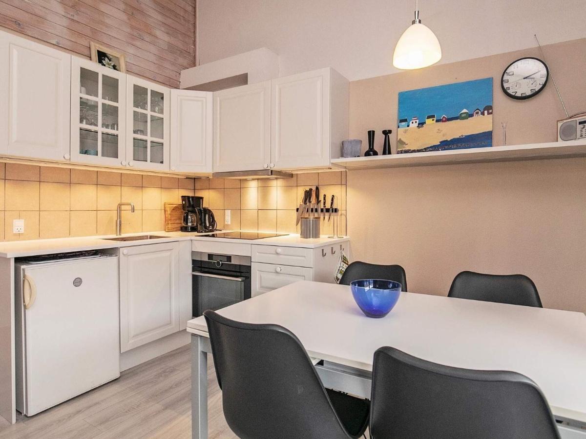 4 Person Holiday Home In R Sk Bing Ærøskøbing Bagian luar foto