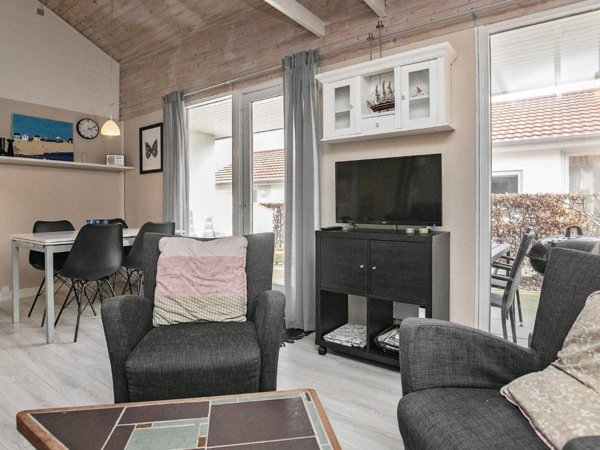 4 Person Holiday Home In R Sk Bing Ærøskøbing Bagian luar foto