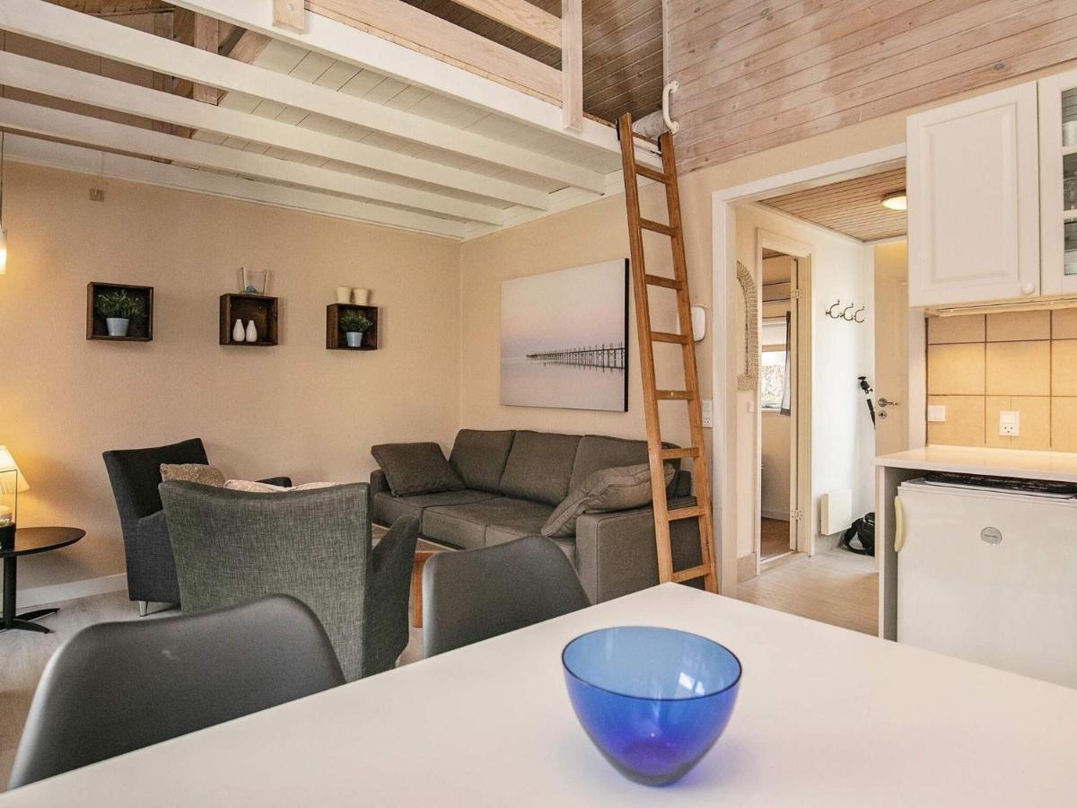 4 Person Holiday Home In R Sk Bing Ærøskøbing Bagian luar foto