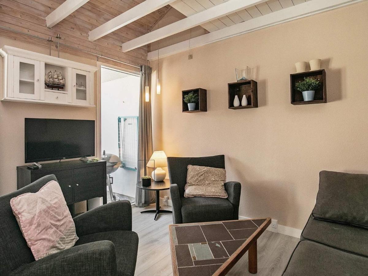4 Person Holiday Home In R Sk Bing Ærøskøbing Bagian luar foto