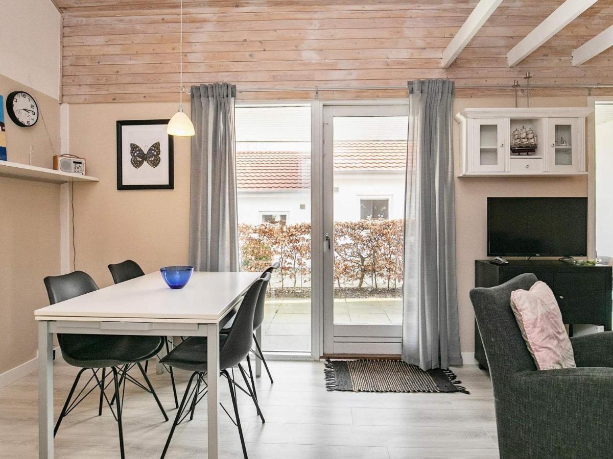 4 Person Holiday Home In R Sk Bing Ærøskøbing Bagian luar foto