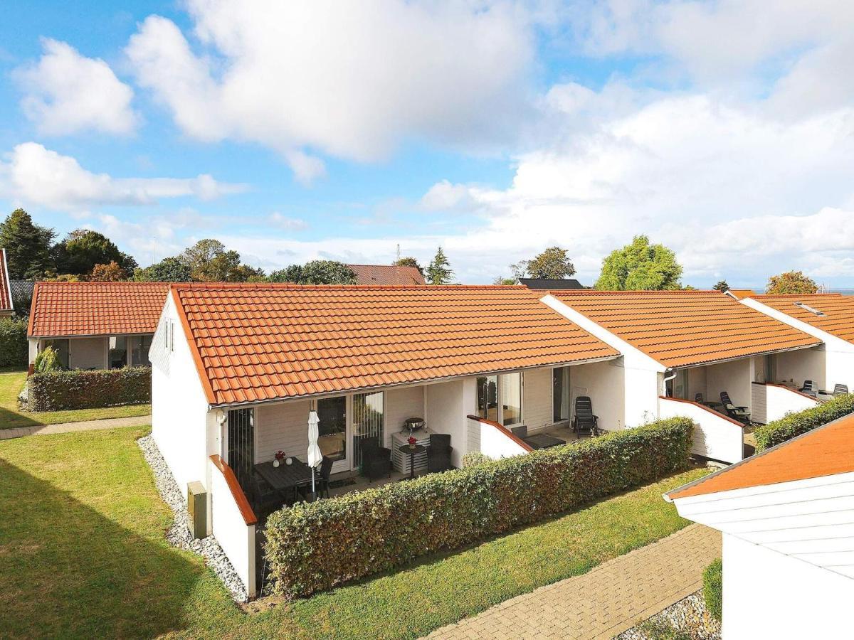4 Person Holiday Home In R Sk Bing Ærøskøbing Bagian luar foto